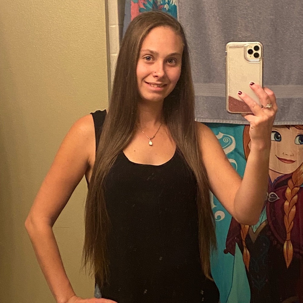 Meet your Posher, Destinee